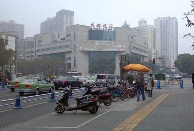 百通大厦实景图