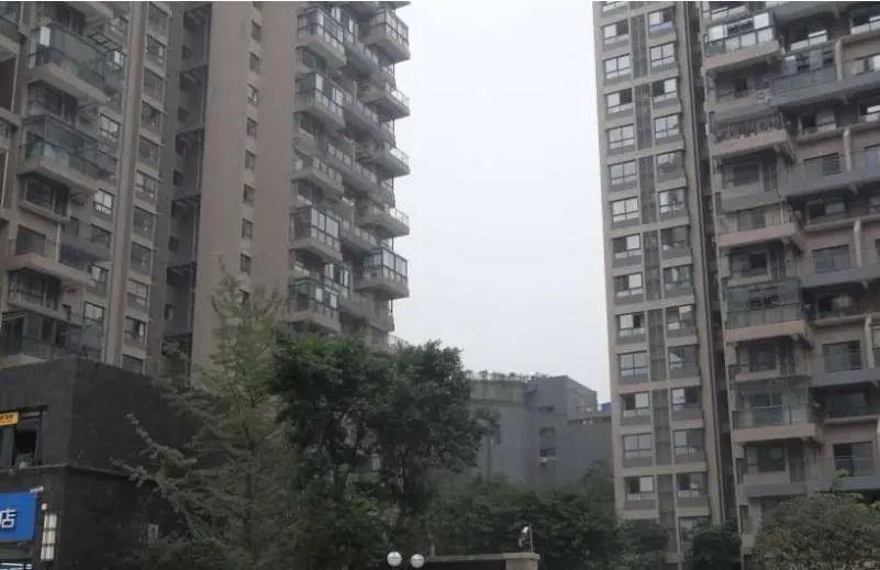 小区相关图