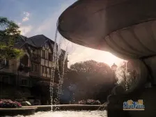 汽博中心 融创尊爵堡二期二房2000万