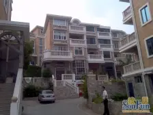 双拼有天有地有花园有露台的大别墅