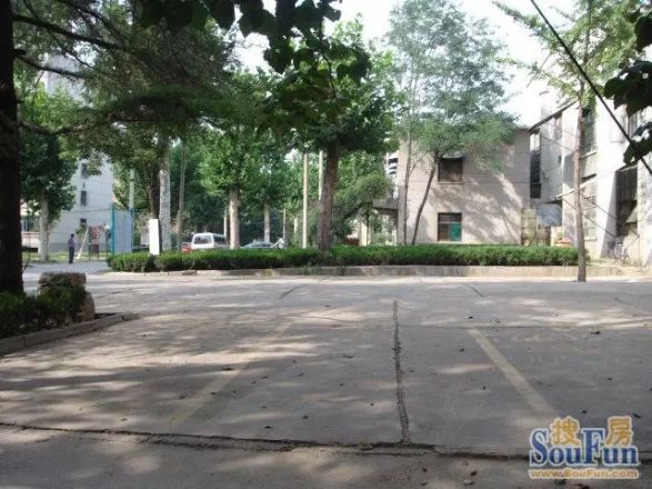 昆明机床厂宿舍实景图