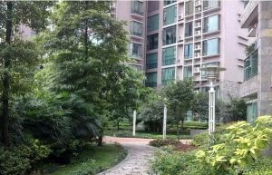 四季花城4室1厅东南