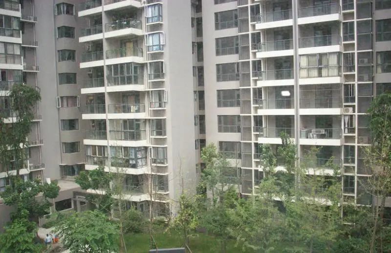 小区相关图