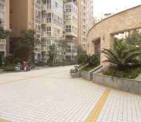 武侯国际花园2室1厅东北