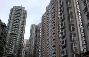 翡翠城一期5室1厅西北