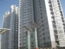 双气标准一室一厅 朝南正门 地铁口 业主诚心卖