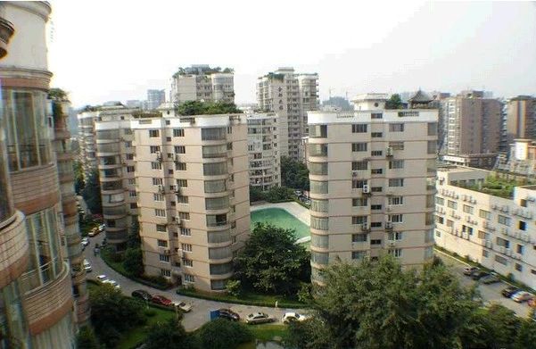 小区相关图
