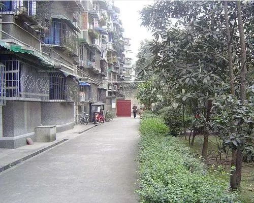 小区相关图