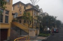 峰墅二期 5室2厅 东南