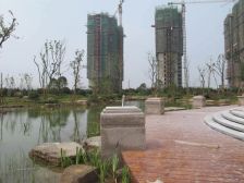 锦绣江南(海州)4-3-1-2 266.00m2 586 万)