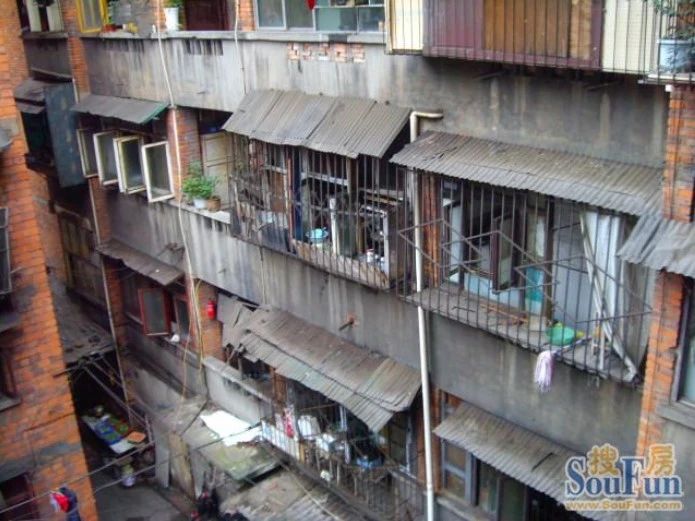 小区相关图