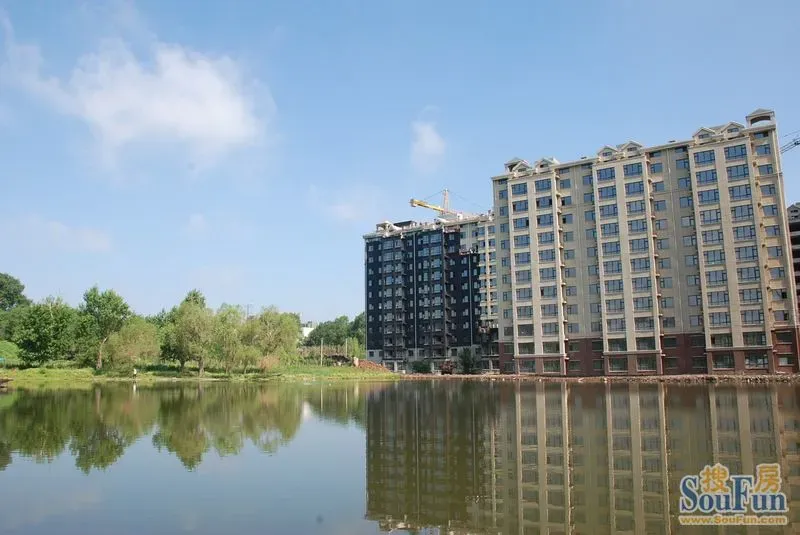 成涛绿锦国际 70.02平2居 南北向精装修 视野无遮挡