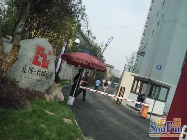 小区相关图