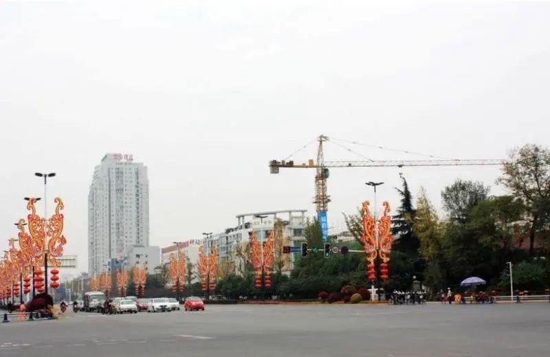 小区相关图