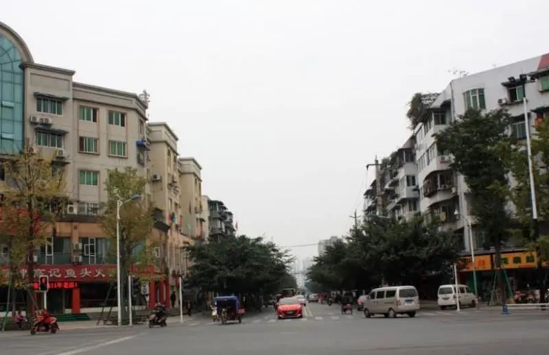 小区相关图