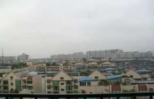 好莱坞商业广场 1室1厅 西