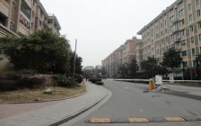 米兰花园5室2厅南