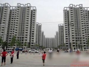 省府版块小高层,低楼层边户三房,全天采光,诚心卖