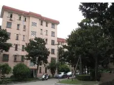 满五,房子采光很好,距离金山卫比较近