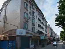 房子满五年,税费少,近市场近步行街生活便利