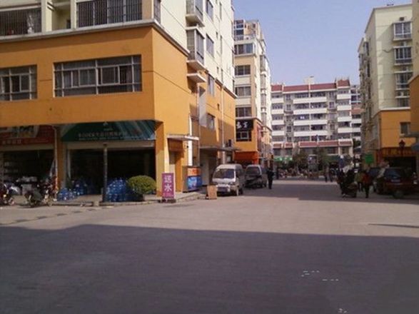 云纺东南亚商城实景图