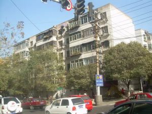 前进路 南北通透,采光好 装修好,环镜优美 近地铁 视野好,诚心出售