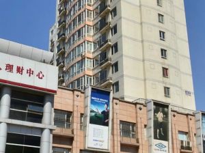 东丽区张贵庄街嘉德大厦2室2厅