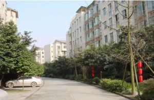 西区花园别墅绿之韵4室2厅东南