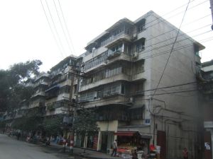 人中苑 3室2厅 东北