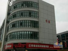 业主换房诚心出售此房 ,此房简单装修出租中