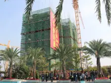 :精装修拎包入住 保养很好 品牌家私家电