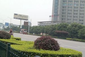 万千城2室1厅西