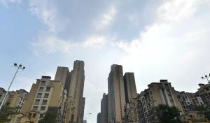 五彩城2室2厅东南