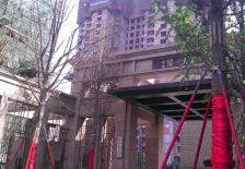 绿地锦天府 4室2厅 东北