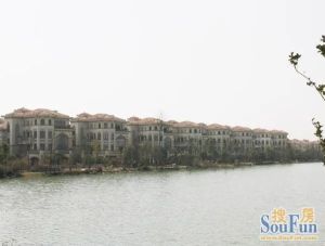鹭湖宫八区3室2厅南