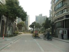 复式洋房采光好得房率比较高还有个阁楼