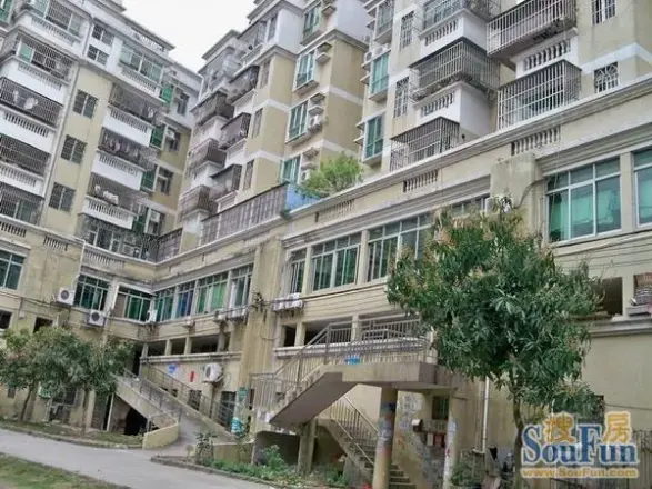 东咀商业城实景图