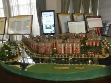 纯洋房小区。临轻轨 户型方正、环境优美、业主诚心卖