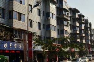 荣煜亲河名居2室1厅西