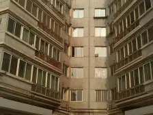 黄河北 庙滩子十字 交通便捷 电梯房 可按揭