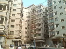 出门黄河,隔壁就是菜市场 距离市二院800米