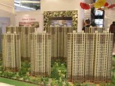 客厅出阳台采光视野无遮挡,阳台空间大