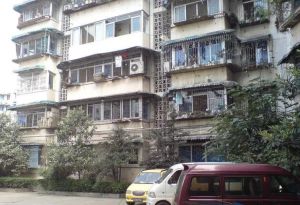 东篱路179号院2室2厅东