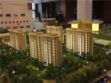 商城凤凰印象 南北通透,采光好 装修好,环镜优美 周边匹套完善,,出行方便