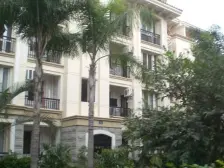 大花园别墅,改善,性价高,精装修。