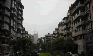 晨苑小区4室2厅北南