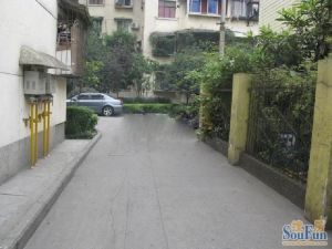 双楠一区3室2厅东南