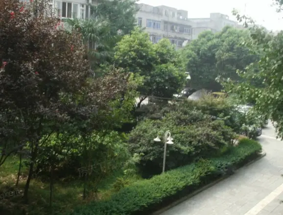 世发名居