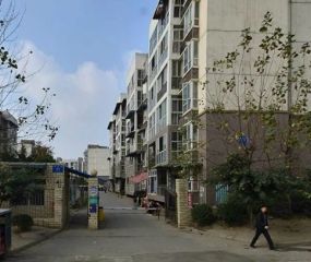 东虹路65号院2室1厅南