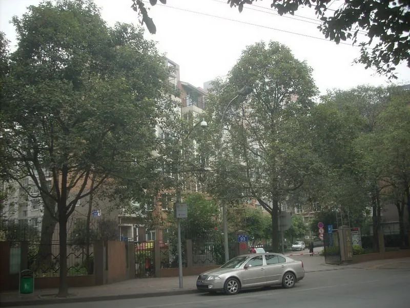 小区相关图